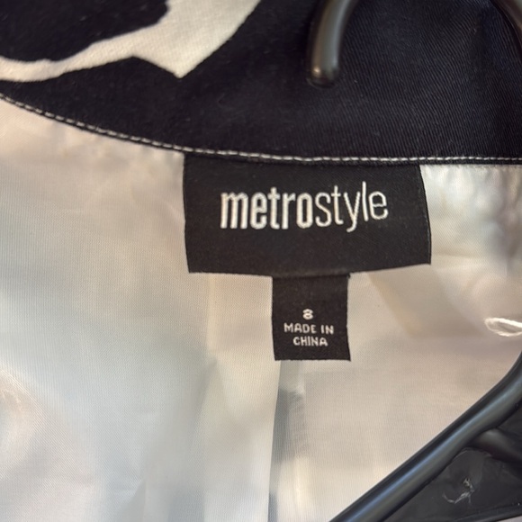 Brand metrostyle, size 8, color blue, black, white - Picture 3 of 3